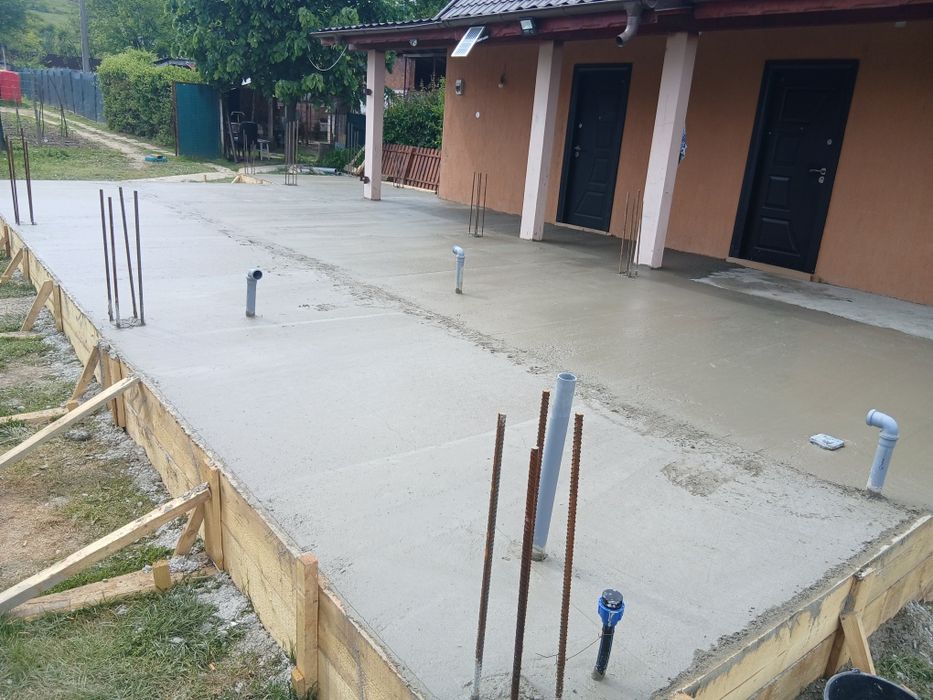 Construcții amenajari interioare si exterioare