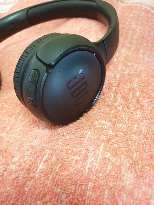 Продам оригинальные блютус наушники JBL- Tune 510 Bt