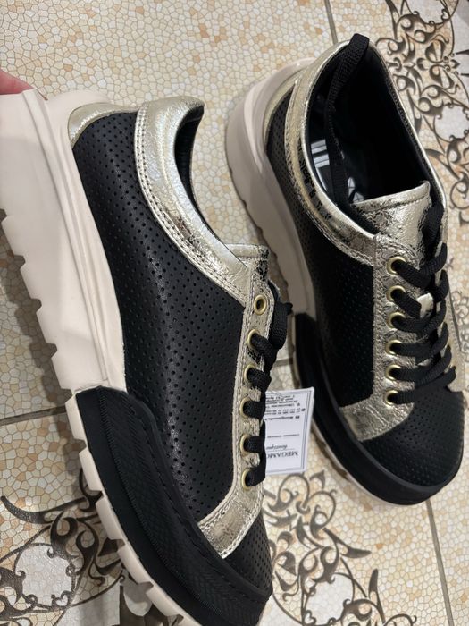 Кожанные кросовки