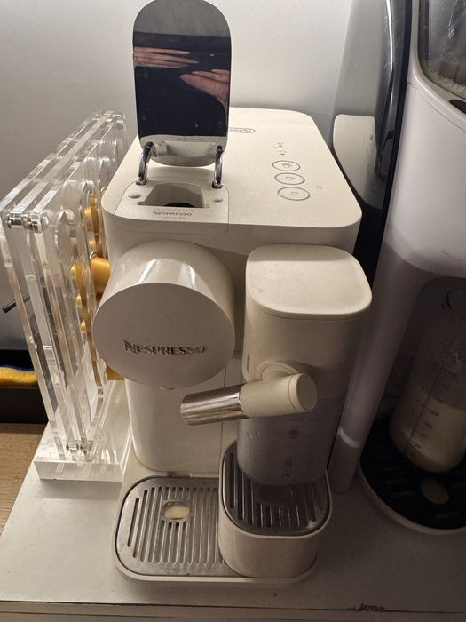 Delonghi espressor