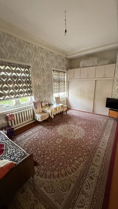 Уй сотилади Назарбек Почта грант тойхонадан онга кирганда 7 сотих