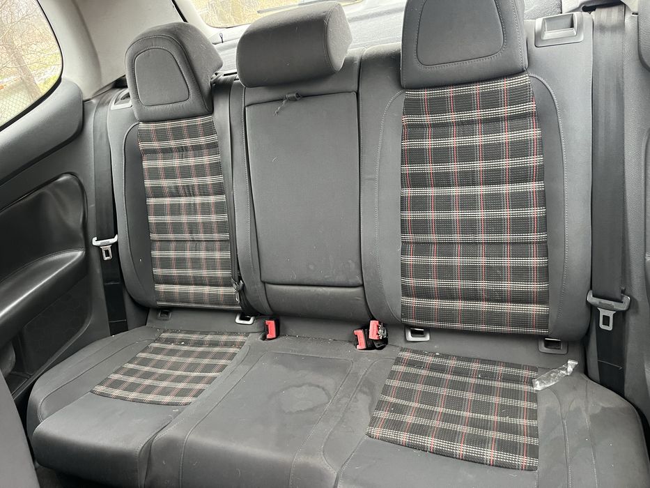 Голф 5 на части 2.0д 140к.с мотор бкд в талона писан без номер