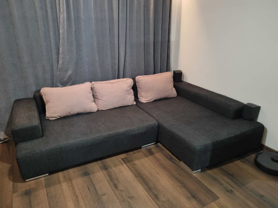 Ъглов диван 270см. на 180см.