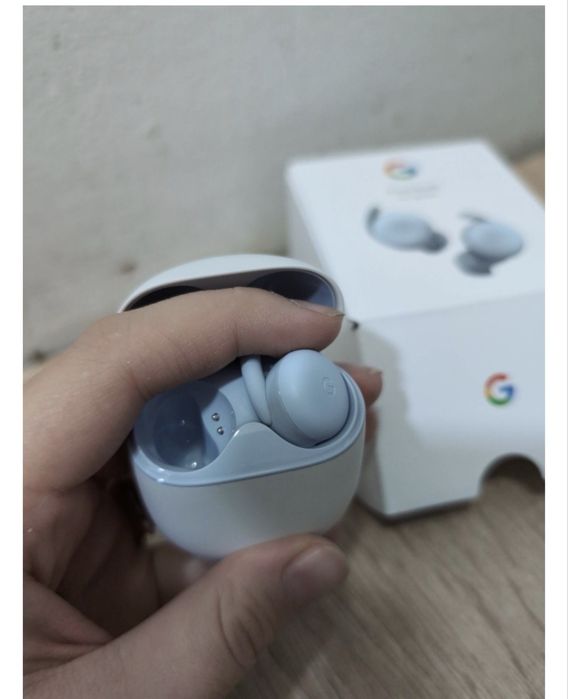 Продам наушники google pixel buds series-a