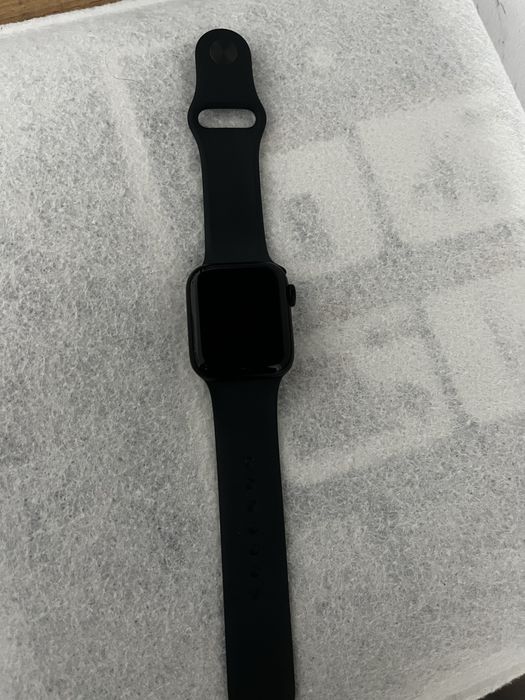Срочно продам Apple Watch