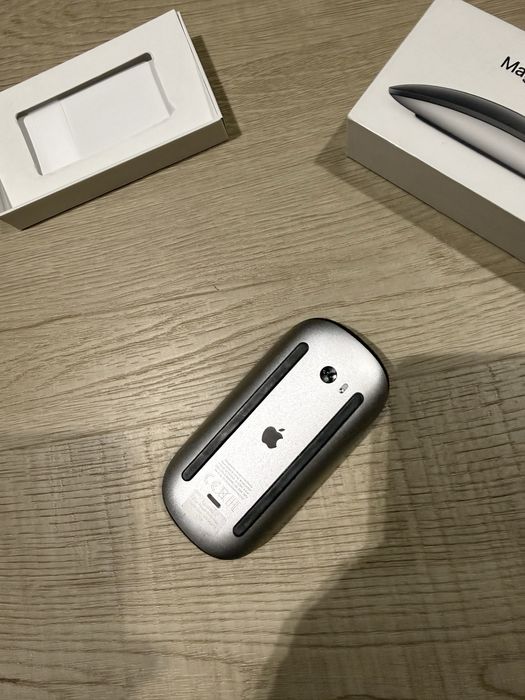 Продам мышку apple magig mouse black
