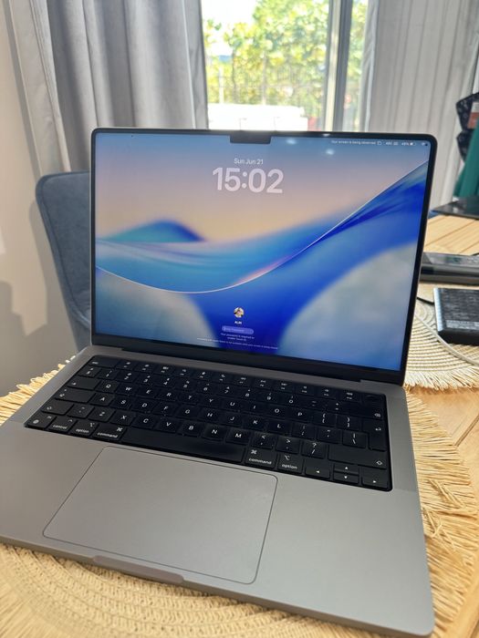 MacBook Pro 14" M1 Pro – 16GB/512GB – Ca Nou, doar 96 cicluri