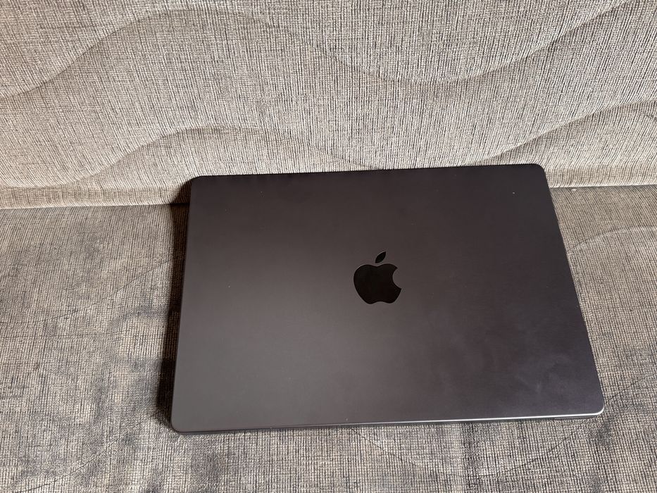 MacBook Pro 14 m4pro 24/512 10c/100%