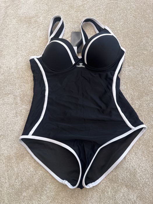 Costum de baie chanel