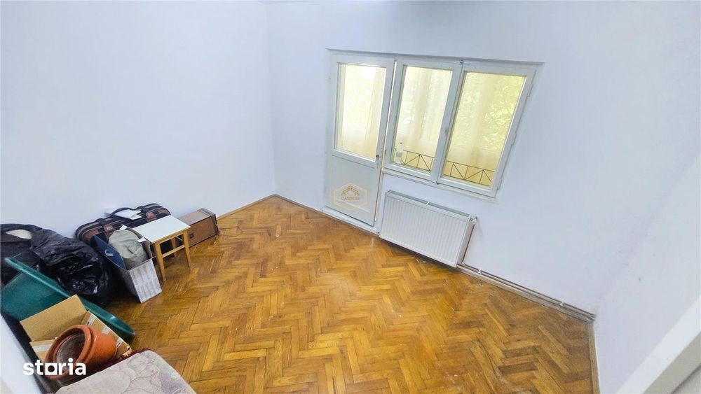 Micro 16 | Apartament cu 4 camere decomandat si 2 balcoane