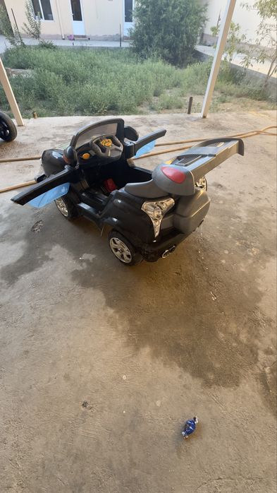 Болалар автомобили сотилади