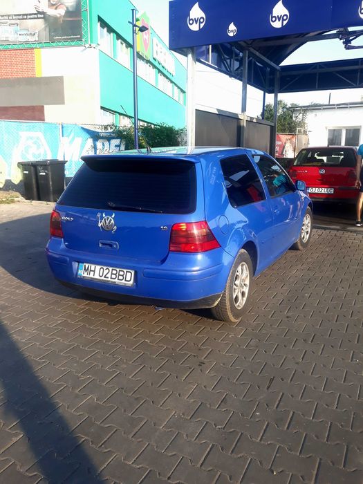 Vând golf 4 1.6 SR