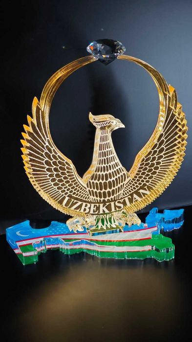 элитные бизнес подарки награды статуэтки кристаллы