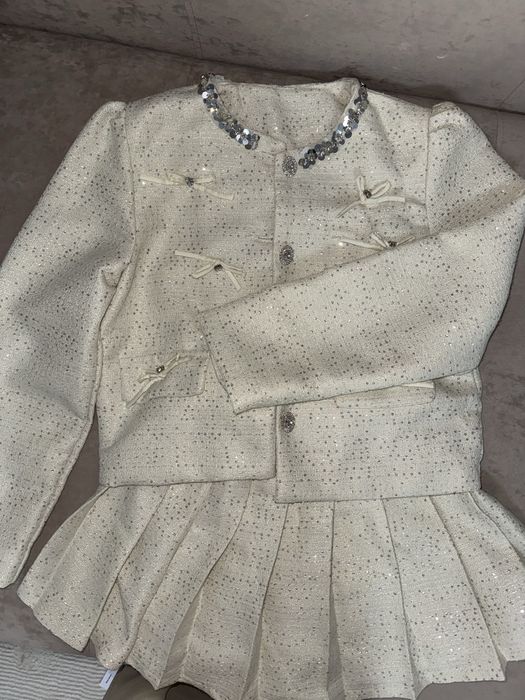 Стильная двойка: пиджак + юбка