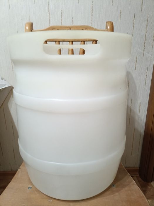 Бочка на 40 литров +Банка на 10 литров