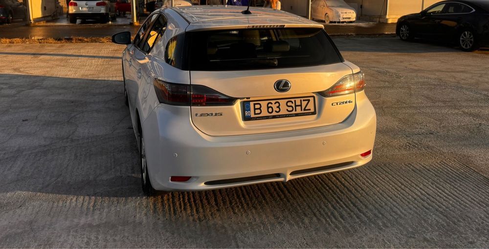 LEXUS CT 2011 — imagine 4