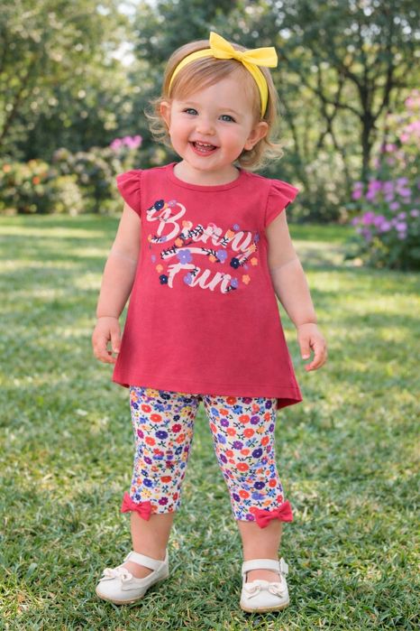 Комплекты одежды для мальчиков и девочек