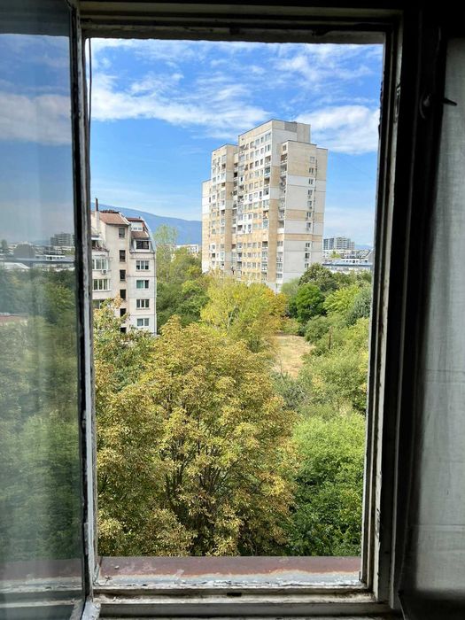 Тристаен апартамент кв.Мусагеница