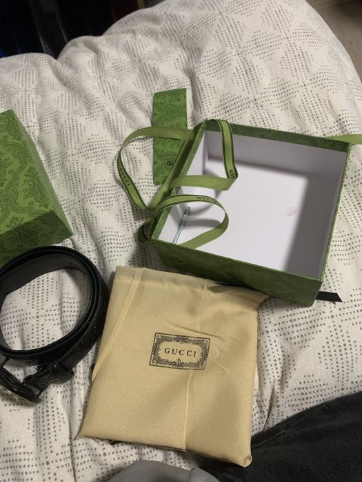 Curea Gucci piele sigla aurie