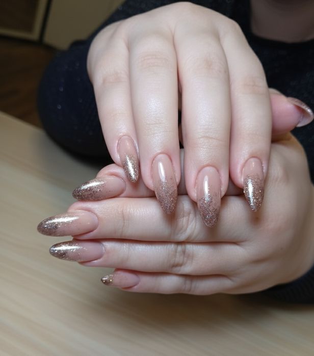 Маникюр наращивание