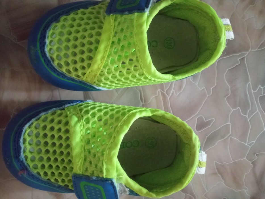 Обувь на девочку