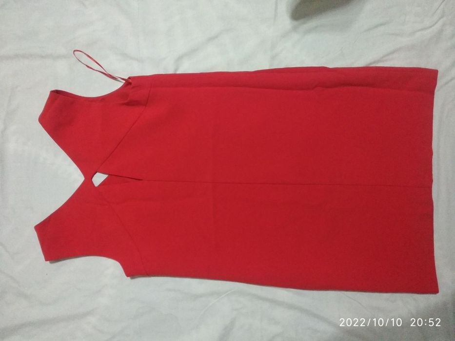 Коктейльные платья все в отличном состоянии каждое 100 тысяч