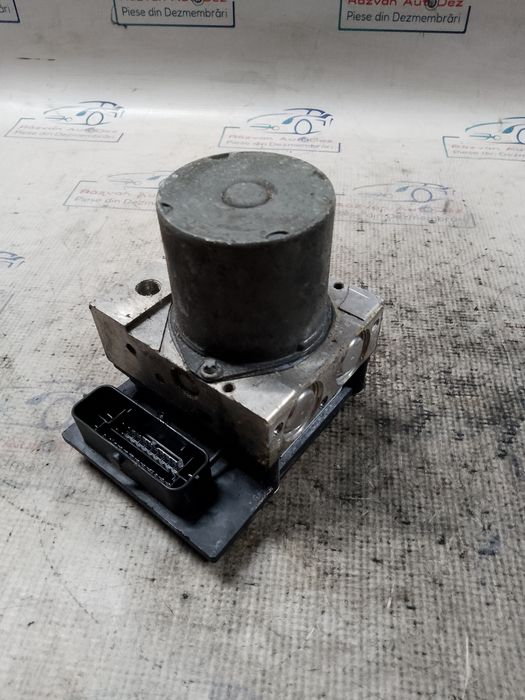 pompa abs audi a4 b8 2.0 2011