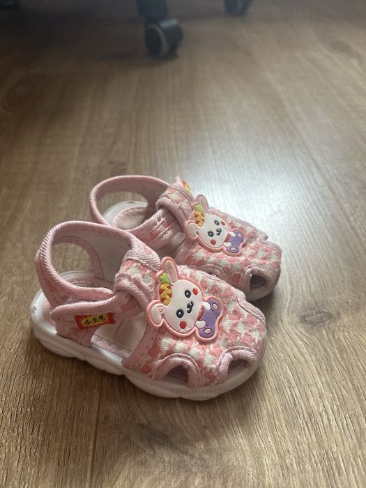 Детская обувь летняя