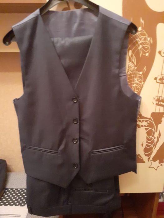 Новый костюм тройка