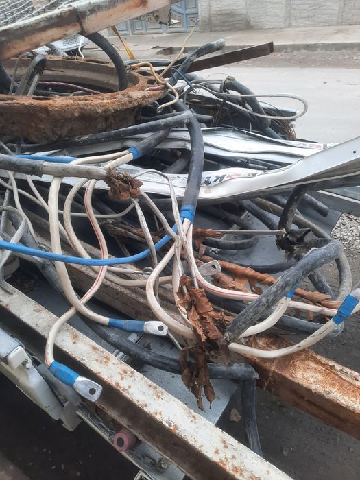 Metalom olamiz ozimiz olib ketamiz