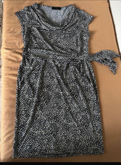Rochie eleganta/office de vara cu guler sal