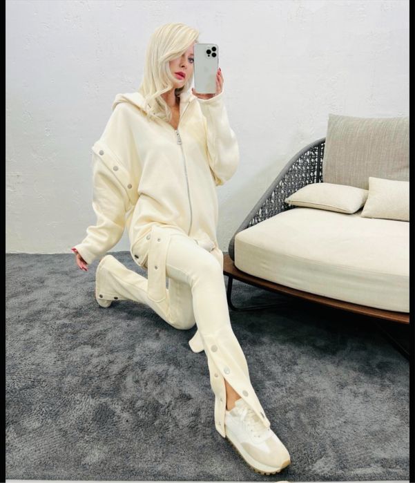 Нови спортни комплекти