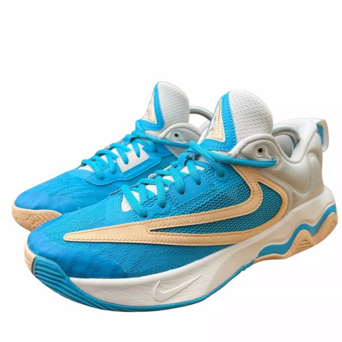 Nike Giannis Immortality 3