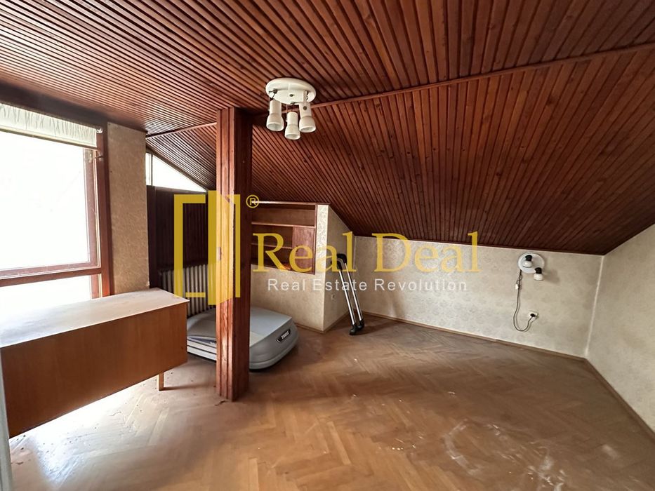 Продава се Къща в София, Изток - 280 кв.м за 7143 €/кв.м - Снимка #1