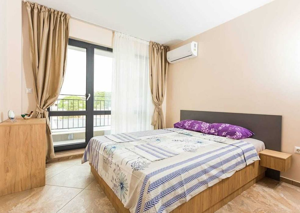 Двустаен Апартамент в Центъра