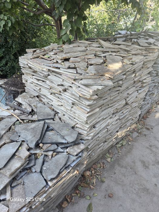 Мрамор тошлар сотилади