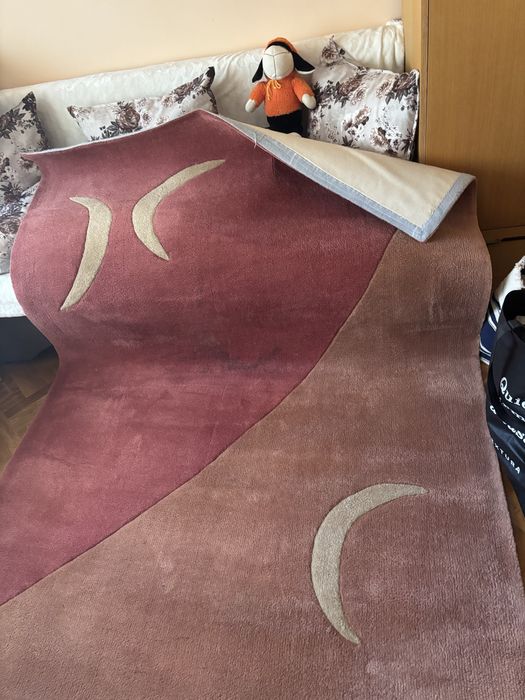 Продавам килим и пътека комплект