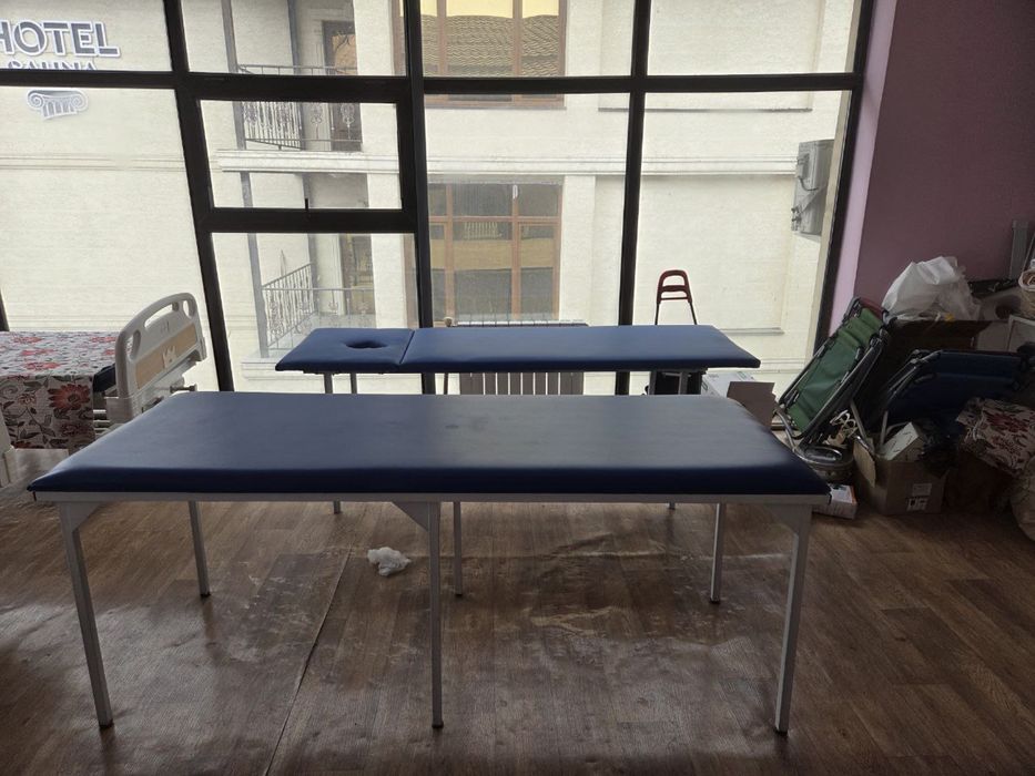 Кушетки, торг уместен