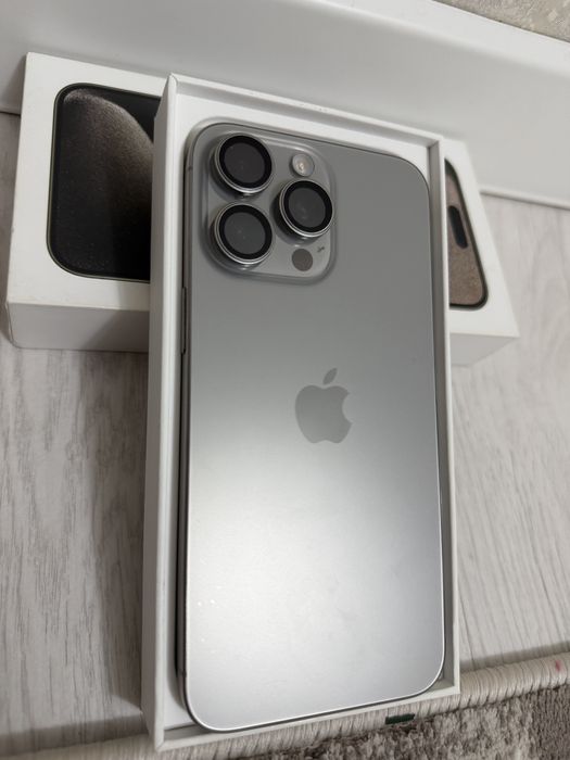 Айфон 15 Про Макс