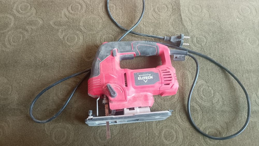 Лобзик сетевой Elitech ПЛ 08-10МЛЭ, 850 Вт
5
1 отзыв

Лобзик сетевой E