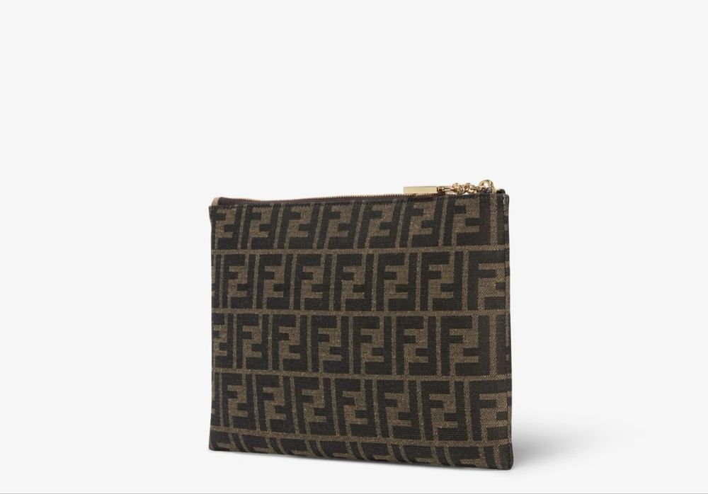 Fendi Baguette клъч чанта