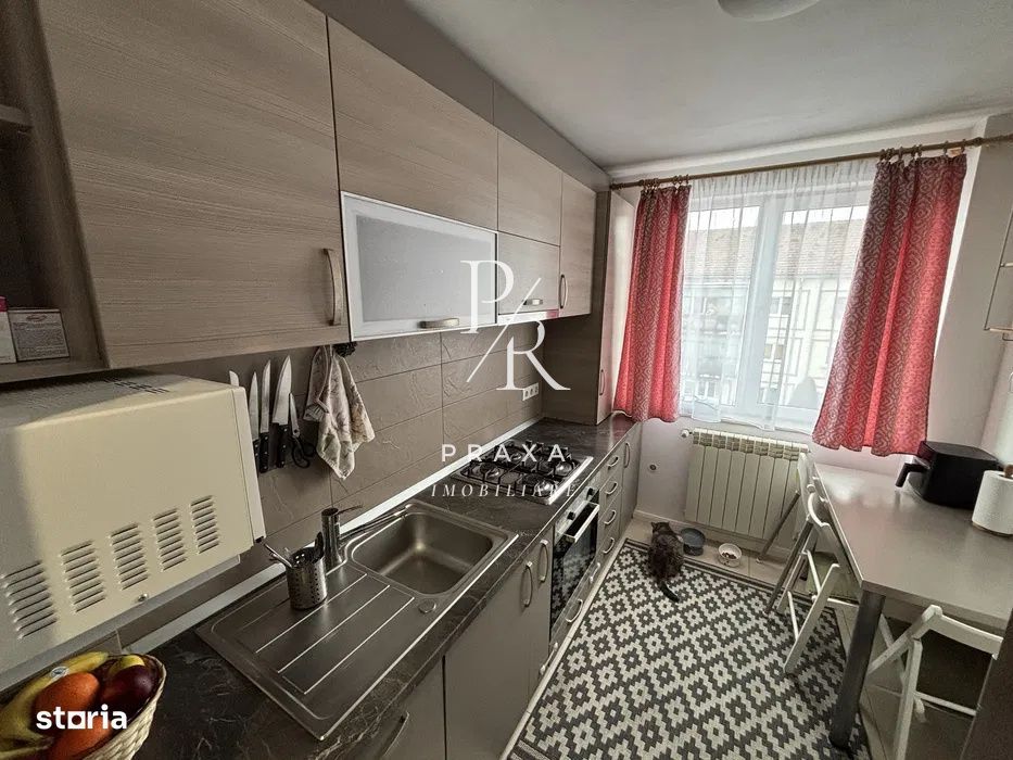 Apartament 3 camere, 58mp, mobilat, 2 parcari, zona La coloane Grigore