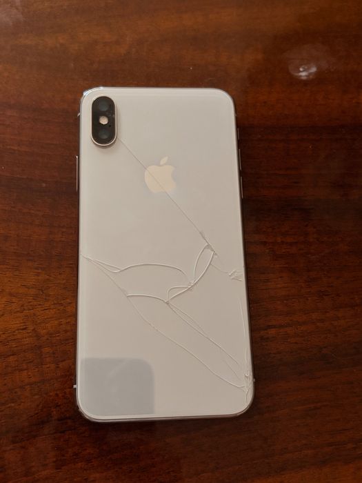 iPhone 10 сломанный