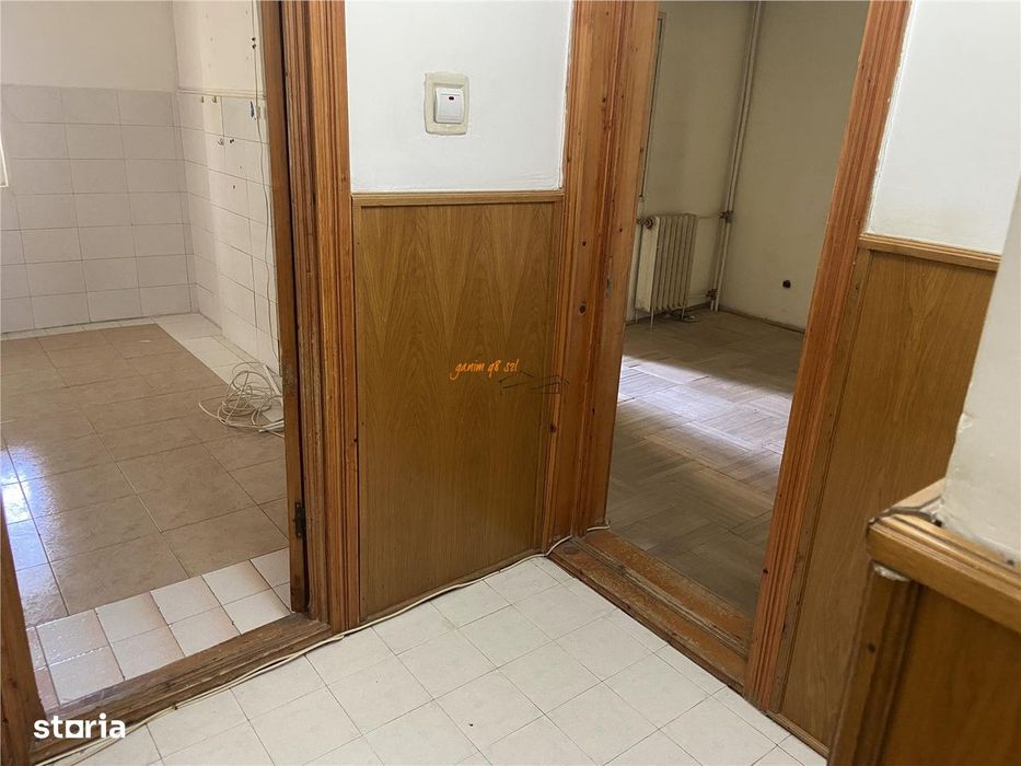 Apartament 2 camere in Focsani , cartier Sud , et 1 4 , 54 mp , liber