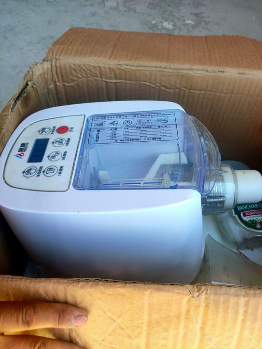 Продаю аппарат тестоместка