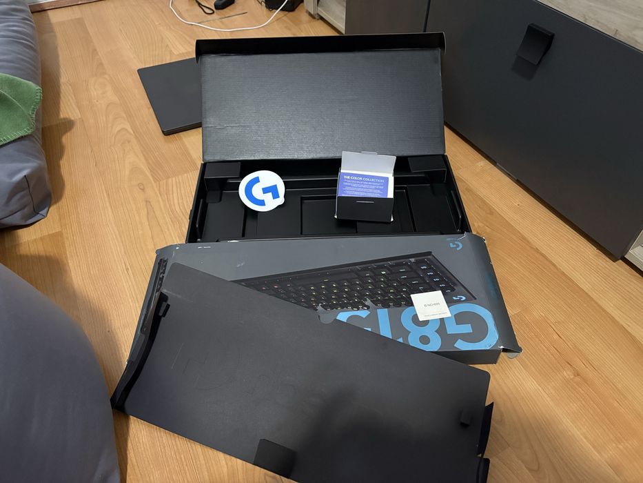 Tastaturã Logitech G815 stare perfecta