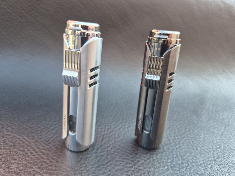 Луксозна запалка  JOBON в подаръчна кутия ,два цвята C5685