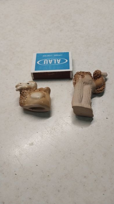 Продам две статуэтки верблюда.