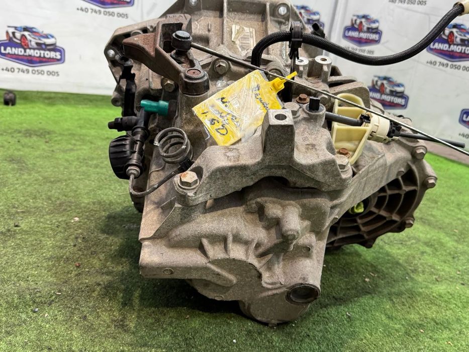 CUTIE MANUALA 6 TREPTE RENAULT 1.6 dCi Diesel 130 hp / 96 kW 2011 - 2015 R9M 402 , COD: ND4 (011) - A027208 , 320104219R