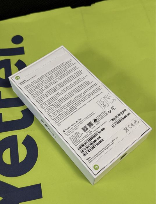 ЗАПЕЧАТАН 128GB iPhone 15 Yettel Гаранция 2028 Titanium Black